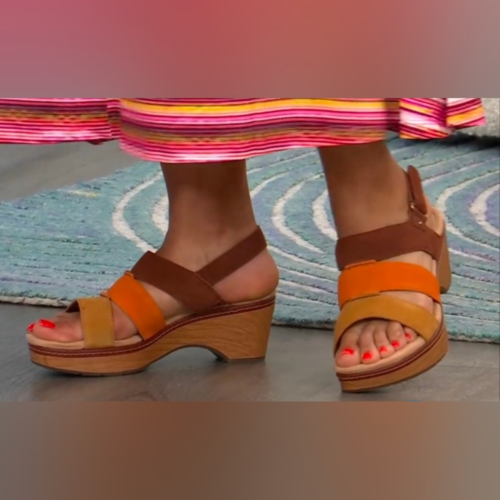 🆕 Clark's Collection Seannah Glow Wedge Sandal